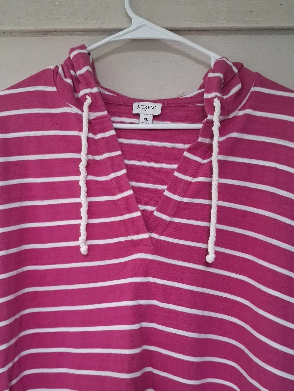 J. Crew excellent lightweight